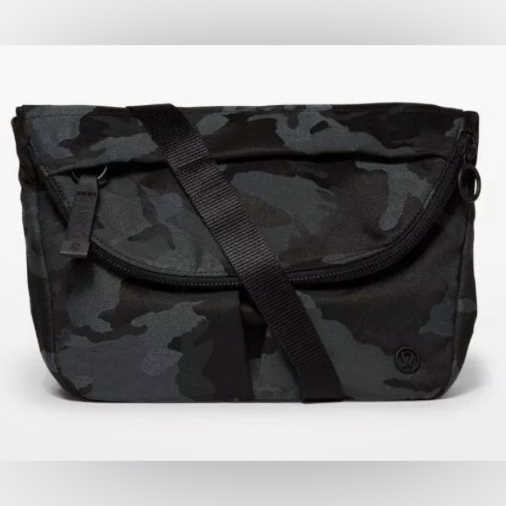 Lululemon All Night Festival Bag - Camo